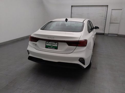 Used 2022 Kia Forte Sedan FWD image 7