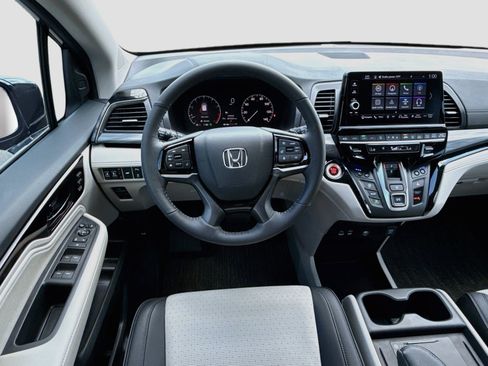Used 2026 Honda Odyssey Elite image 24