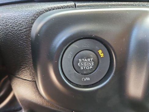Used 2023 Jeep Wrangler Unlimited Sport AWD/4WD image 16