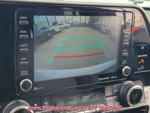 Used 2022 Toyota Highlander Bronze Edition AWD/4WD image 24