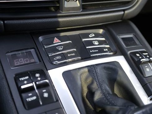 Used 2020 Porsche Macan S image 19