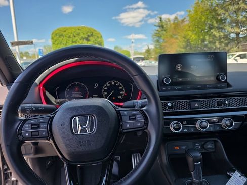 Used 2024 Honda Civic Sport image 18