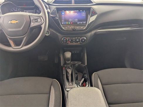 Used 2023 Chevrolet TrailBlazer LT w/ Convenience Package image 25