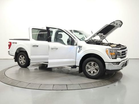 Used 2023 Ford F150 Lariat AWD/4WD image 9