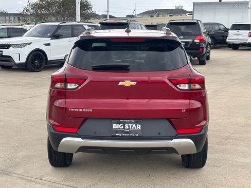 Used 2021 Chevrolet TrailBlazer LT w/ Convenience Package image 5