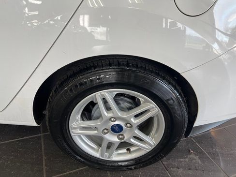 Used 2018 Ford Fiesta SE image 32