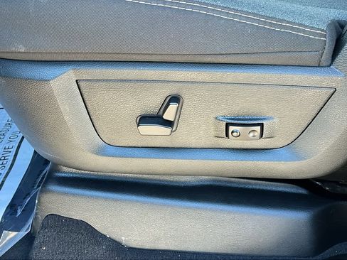 Certified 2024 RAM 2500 Big Horn w/ Night Edition image 24