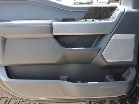 Used 2023 Ford F150 Lariat AWD/4WD image 7
