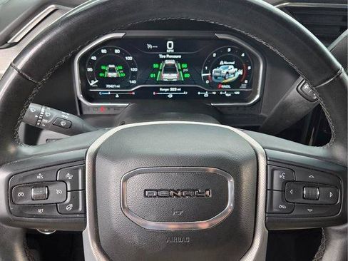 Used 2024 GMC Sierra 2500 Denali w/ Technology Package AWD/4WD image 28