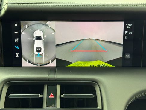 Used 2022 Porsche Taycan 4S image 33