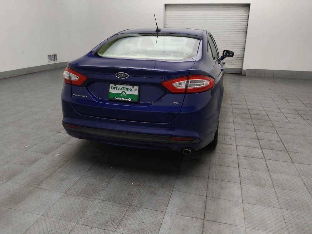 Used 2015 Ford Fusion SE FWD image 6