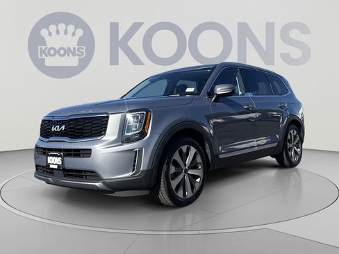 Used 2022 Kia Telluride EX w/ EX Premium Package FWD image 1