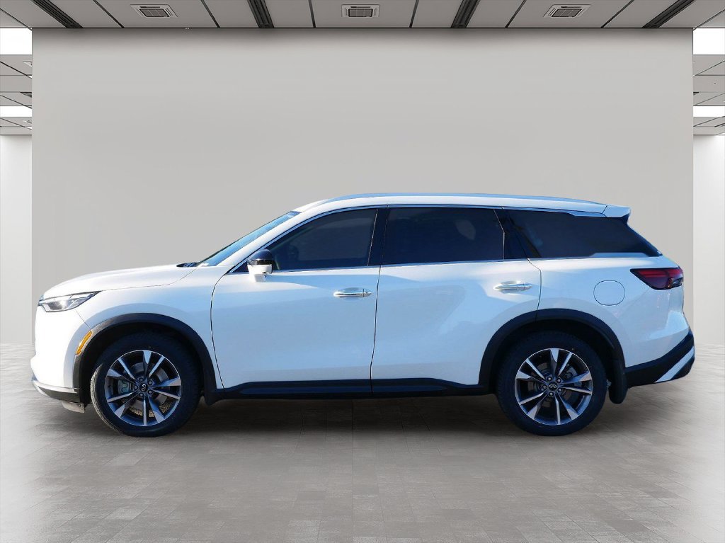 Used 2024 INFINITI QX60 Luxe AWD/4WD image 3