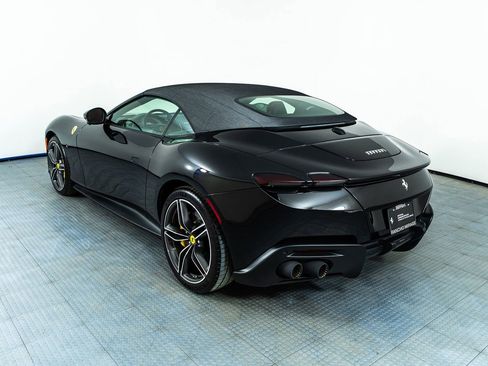 Certified 2025 Ferrari Roma Spider image 38