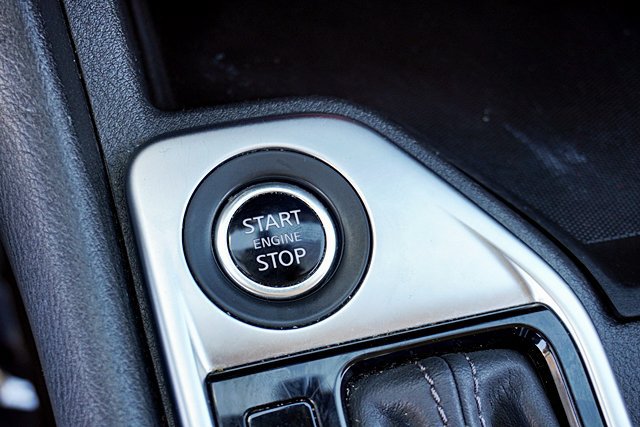 Used 2024 Nissan Sentra SV FWD image 39