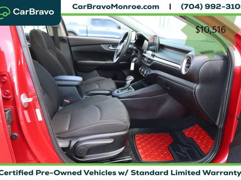 Used 2020 Kia Forte LXS FWD image 34