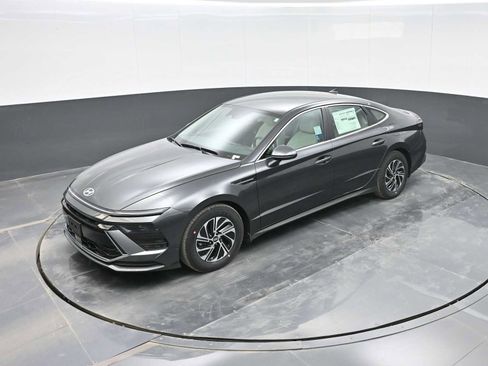 New 2026 Hyundai Sonata Blue image 23
