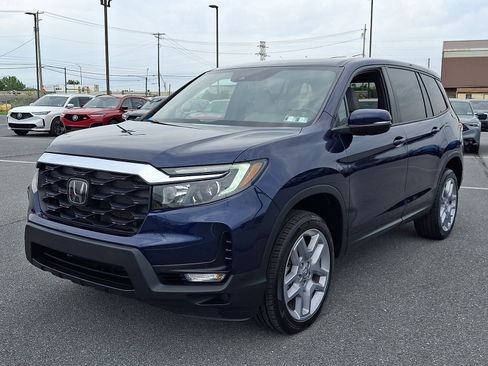 Certified 2024 Honda Passport EX-L image 3