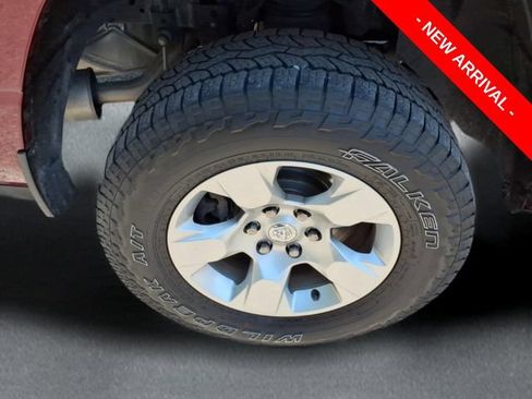 Used 2020 RAM 1500 Big Horn AWD/4WD image 9