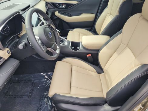 Used 2024 Subaru Outback Limited image 12