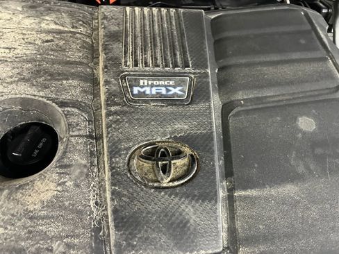 Used 2023 Toyota Sequoia Limited image 10