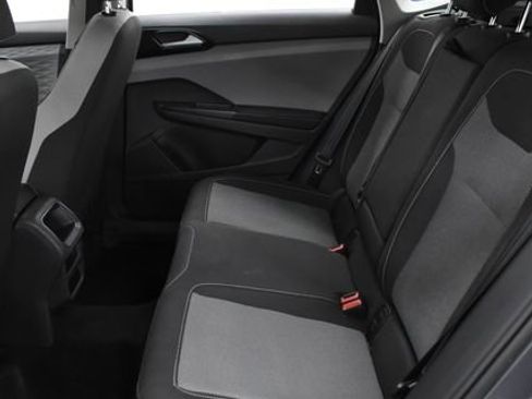 Used 2024 Volkswagen Taos S image 23