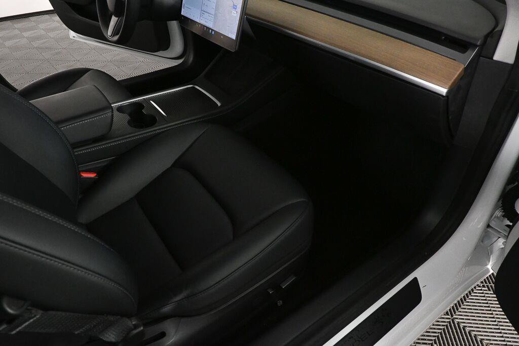 Used 2021 Tesla Model 3 Long Range AWD/4WD image 18