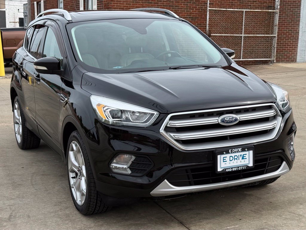 Used 2017 Ford Escape Titanium AWD/4WD image 3