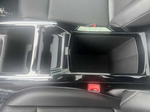 Certified 2023 Volkswagen ID.4 Pro S image 27