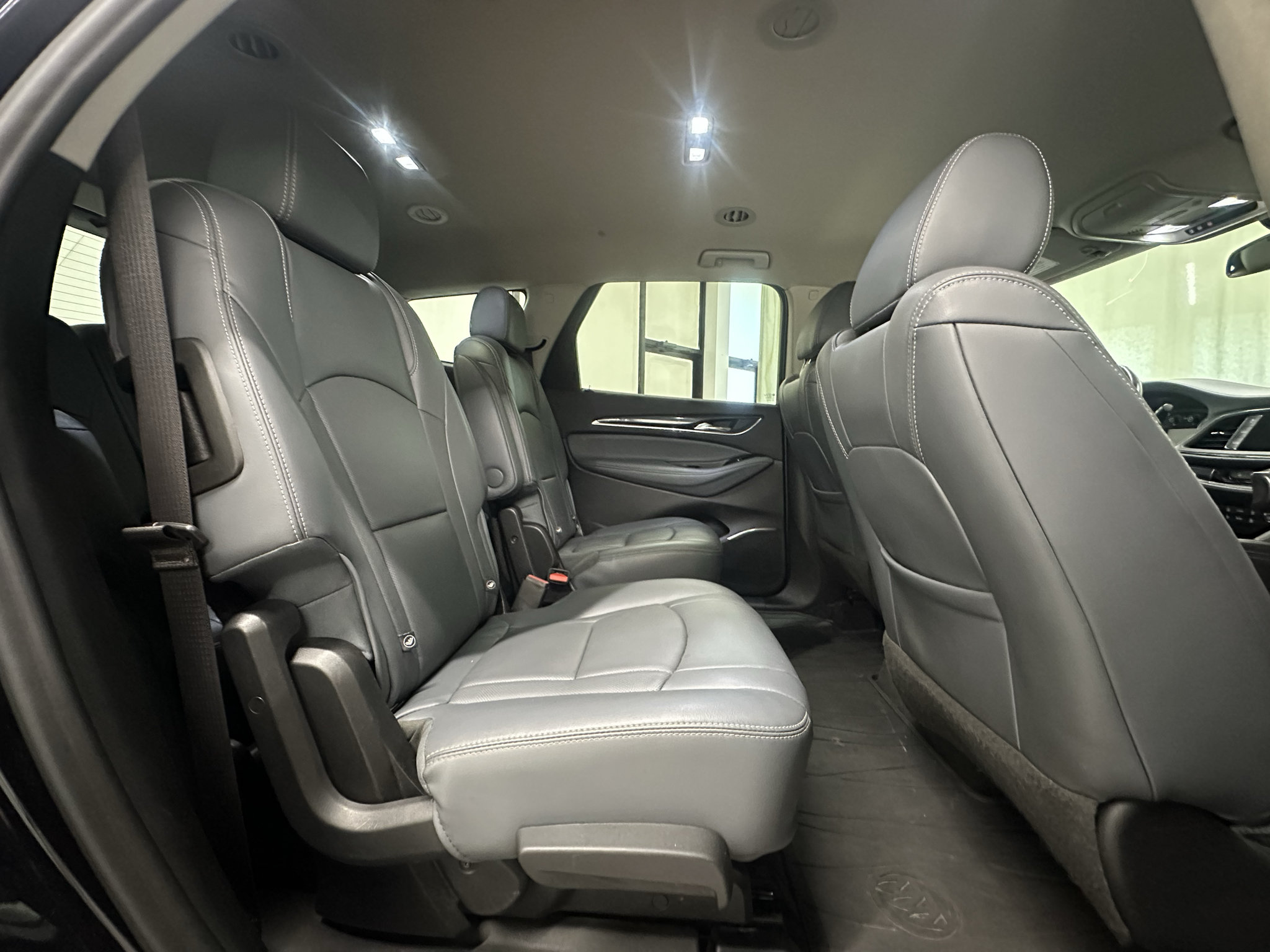 Used 2020 Buick Enclave Essence w/ Trailering Package, 5000 lbs. AWD/4WD image 16