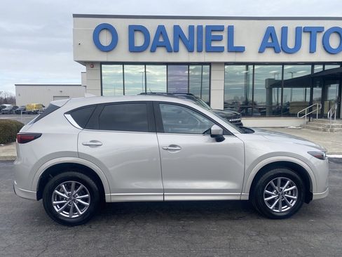 Certified 2025 MAZDA CX-5 AWD 2.5 S w/ Preferred Package image 2