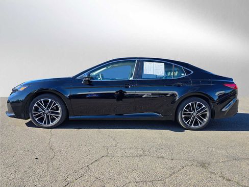 Used 2026 Toyota Camry XLE image 6