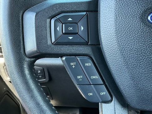 Used 2019 Ford F150 XLT w/ Equipment Group 302A Luxury AWD/4WD image 32