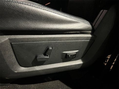 Used 2018 RAM 1500 Sport w/ Hydro Blue Sport Package image 22