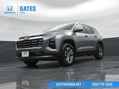 Used 2025 Chevrolet Equinox LT AWD/4WD image 41