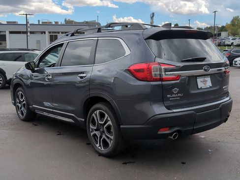Used 2024 Subaru Ascent Touring image 5