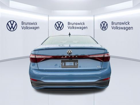 New 2026 Volkswagen Jetta SE FWD image 5