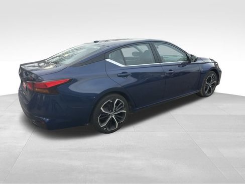 Used 2023 Nissan Altima 2.5 SR image 23