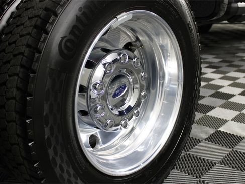 Used 2025 Ford F450 Lariat w/ Lariat Ultimate Package image 15