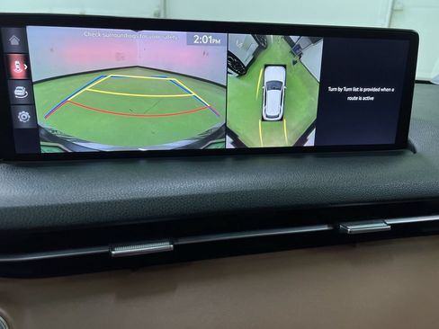 Used 2022 Genesis GV70 2.5T w/ Advanced Package AWD/4WD image 22