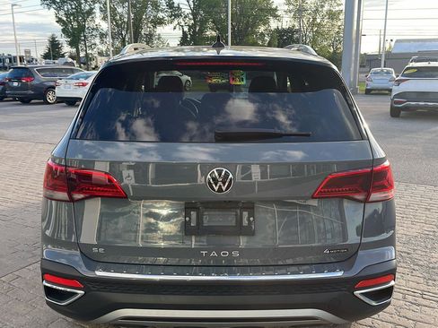 Used 2024 Volkswagen Taos SE AWD/4WD image 5