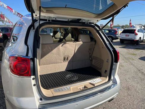 Used 2009 Buick Enclave CXL w/ Entertainment Package #4 image 18