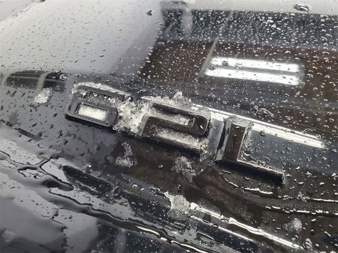 Used 2020 Chevrolet Silverado 1500 LT Trail Boss w/ Midnight Edition image 31