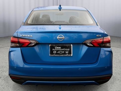 Used 2023 Nissan Versa SV image 20