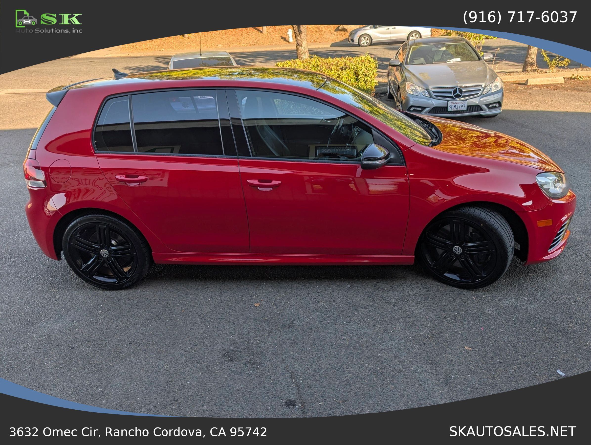 Used 2013 Volkswagen Golf R 4-Door AWD/4WD image 9
