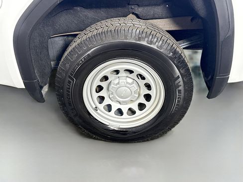 Used 2023 GMC Sierra 1500 Pro w/ Pro Value Package image 36