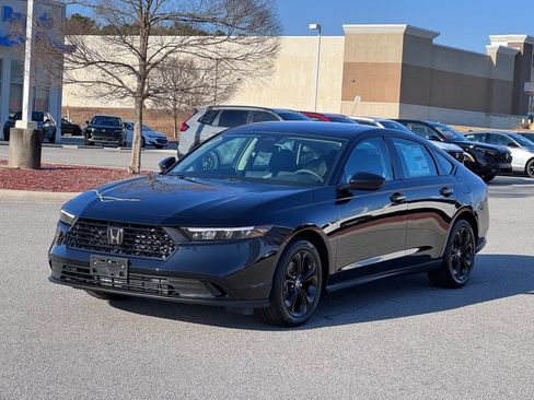 New 2025 Honda Accord SE image 2