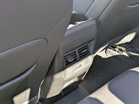 Used 2023 GMC Canyon AT4X image 29