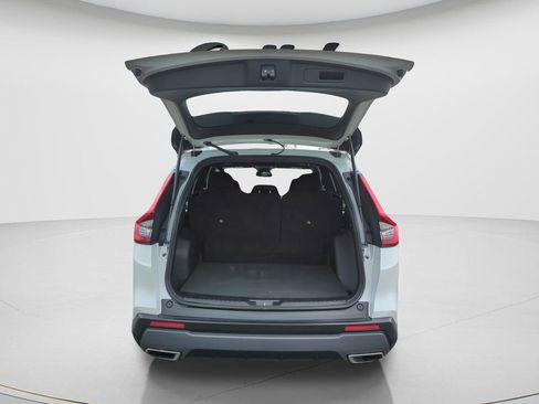 Used 2025 Honda CR-V Sport image 9