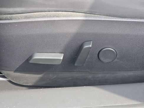 Used 2018 Tesla Model 3 Long Range RWD image 21